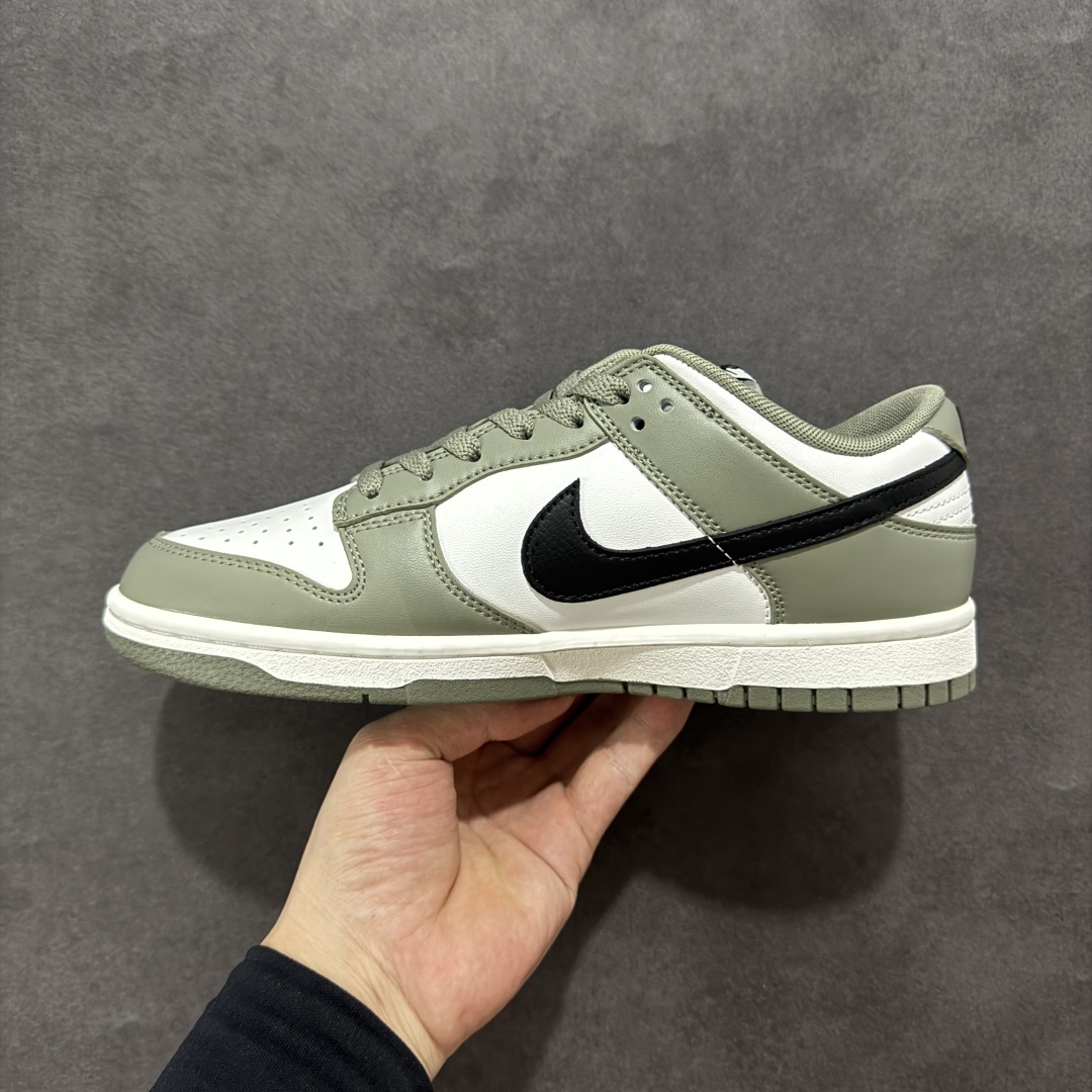 图片[2]-【5A纯原福利】Nike Dunk Low系列 休闲运动板鞋 纯原大厂出品 头层好货 白菜底价 全码福利 一步到位 长期补货 不论零售还是跑量都是极佳选择 全套原楦原模打造完美版型 独家原厂航空铝磨具打磨大底 鞋头坡度极致还原 无解鞋型 原盒原配 原厂冲刀 全鞋零毛边皮料切割 工艺 品质 鞋型 清洁度 都是上等的好货 尺码：35.5 36 37 37.5 38 38.5 39 40 40.5 41 42 42.5 43 44 45 46 47.5 货号：FZ4624-001-选品中心