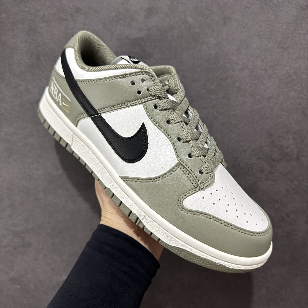 图片[3]-【5A纯原福利】Nike Dunk Low系列 休闲运动板鞋 纯原大厂出品 头层好货 白菜底价 全码福利 一步到位 长期补货 不论零售还是跑量都是极佳选择 全套原楦原模打造完美版型 独家原厂航空铝磨具打磨大底 鞋头坡度极致还原 无解鞋型 原盒原配 原厂冲刀 全鞋零毛边皮料切割 工艺 品质 鞋型 清洁度 都是上等的好货 尺码：35.5 36 37 37.5 38 38.5 39 40 40.5 41 42 42.5 43 44 45 46 47.5 货号：FZ4624-001-选品中心