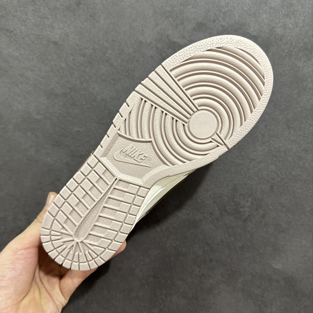 图片[9]-【5A纯原福利】Nike Dunk Low系列 休闲运动板鞋 纯原大厂出品 头层好货 白菜底价 全码福利 一步到位 长期补货 不论零售还是跑量都是极佳选择 全套原楦原模打造完美版型 独家原厂航空铝磨具打磨大底 鞋头坡度极致还原 无解鞋型 原盒原配 原厂冲刀 全鞋零毛边皮料切割 工艺 品质 鞋型 清洁度 都是上等的好货 尺码：35.5 36 37 37.5 38 38.5 39 40 40.5 41 42 42.5 43 44 45 46 47.5 货号：DD1503-125-选品中心