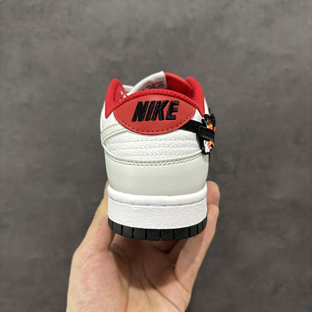 图片[4]-【5A纯原福利】Nike Dunk Low系列 休闲运动板鞋 纯原大厂出品 头层好货 白菜底价 全码福利 一步到位 长期补货 不论零售还是跑量都是极佳选择 全套原楦原模打造完美版型 独家原厂航空铝磨具打磨大底 鞋头坡度极致还原 无解鞋型 原盒原配 原厂冲刀 全鞋零毛边皮料切割 工艺 品质 鞋型 清洁度 都是上等的好货 尺码：35.5 36 37 37.5 38 38.5 39 40 40.5 41 42 42.5 43 44 45 46 47.5 货号：FZ5528-101-选品中心