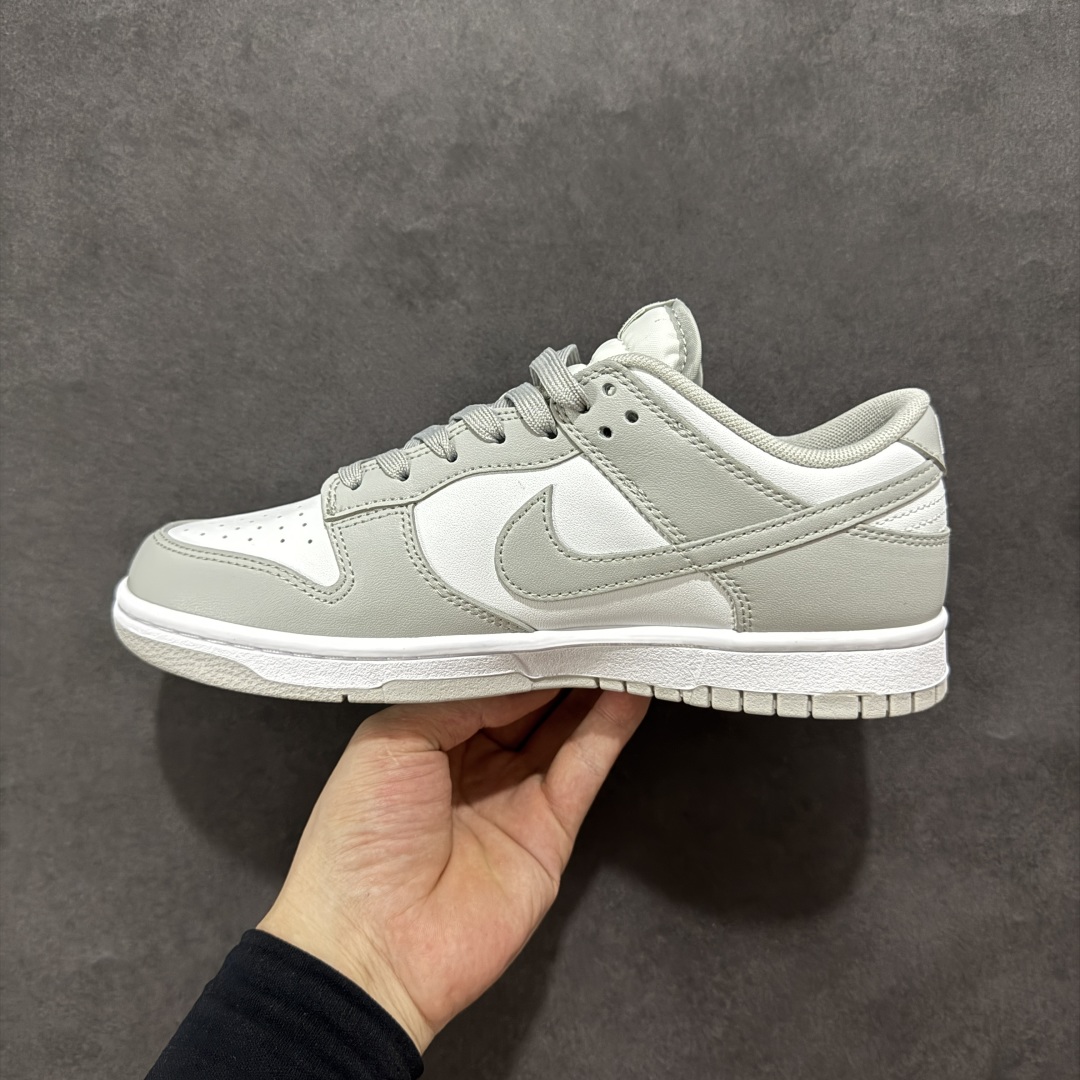 图片[2]-【5A纯原福利】Nike Dunk Low系列 休闲运动板鞋 纯原大厂出品 头层好货 白菜底价 全码福利 一步到位 长期补货 不论零售还是跑量都是极佳选择 全套原楦原模打造完美版型 独家原厂航空铝磨具打磨大底 鞋头坡度极致还原 无解鞋型 原盒原配 原厂冲刀 全鞋零毛边皮料切割 工艺 品质 鞋型 清洁度 都是上等的好货 尺码：35.5 36 37 37.5 38 38.5 39 40 40.5 41 42 42.5 43 44 45 46 47.5 货号：DD1391-103-选品中心