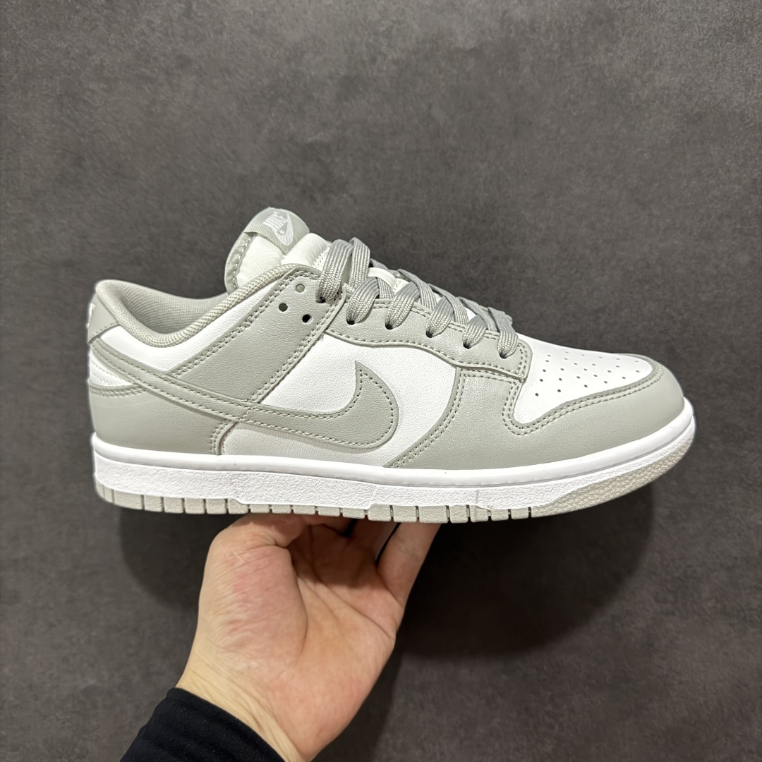 【5A纯原福利】Nike Dunk Low系列 休闲运动板鞋 纯原大厂出品 头层好货 白菜底价 全码福利 一步到位 长期补货 不论零售还是跑量都是极佳选择 全套原楦原模打造完美版型 独家原厂航空铝磨具打磨大底 鞋头坡度极致还原 无解鞋型 原盒原配 原厂冲刀 全鞋零毛边皮料切割 工艺 品质 鞋型 清洁度 都是上等的好货 尺码:35.5 36 37 37.5 38 38.5 39 40 40.5 41 42 42.5 43 44 45 46 47.5 货号:DD1391-103-选品中心