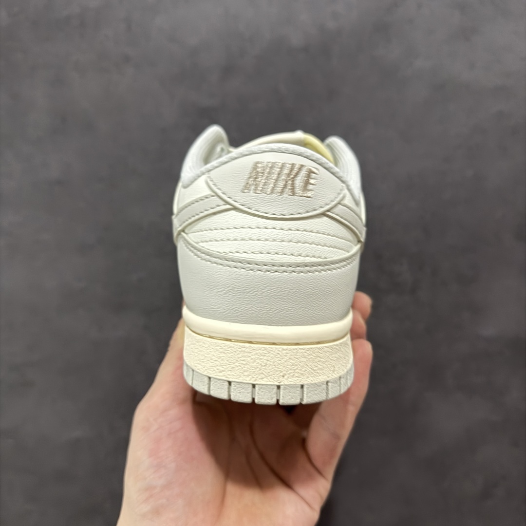 图片[4]-【5A纯原福利】Nike Dunk Low系列 休闲运动板鞋 纯原大厂出品 头层好货 白菜底价 全码福利 一步到位 长期补货 不论零售还是跑量都是极佳选择 全套原楦原模打造完美版型 独家原厂航空铝磨具打磨大底 鞋头坡度极致还原 无解鞋型 原盒原配 原厂冲刀 全鞋零毛边皮料切割 工艺 品质 鞋型 清洁度 都是上等的好货 尺码：35.5 36 37 37.5 38 38.5 39 40 40.5 41 42 42.5 43 44 45 46 47.5 货号：DD1503-107-选品中心
