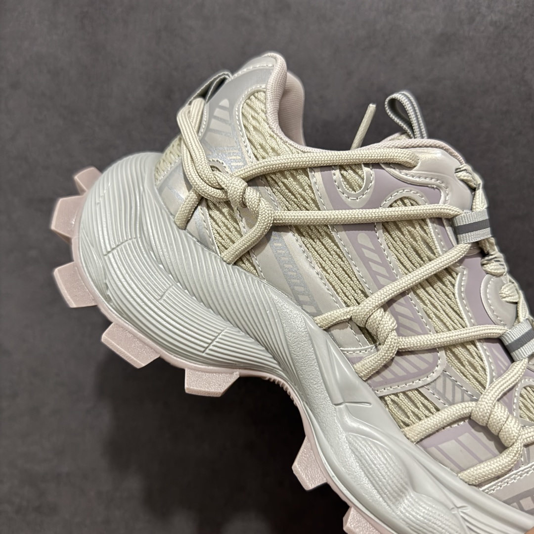 图片[6]-【定制版】GG-CC Chunky Low休闲运动厚底增高老爹鞋 广东大厂出品 完美细节 25ss春季新款厚底增高 大长腿 时髦look轻松定格 不费力展现率性氛围 高档银盒 酷帅机能风不规则设计大底 双鞋带拼色造型设计 轻便舒适百搭 GGcc厚底增高简直就是小个子的快乐! 不管怎么搭都好看~ 尺码： 35 36 37 38 39 40-选品中心