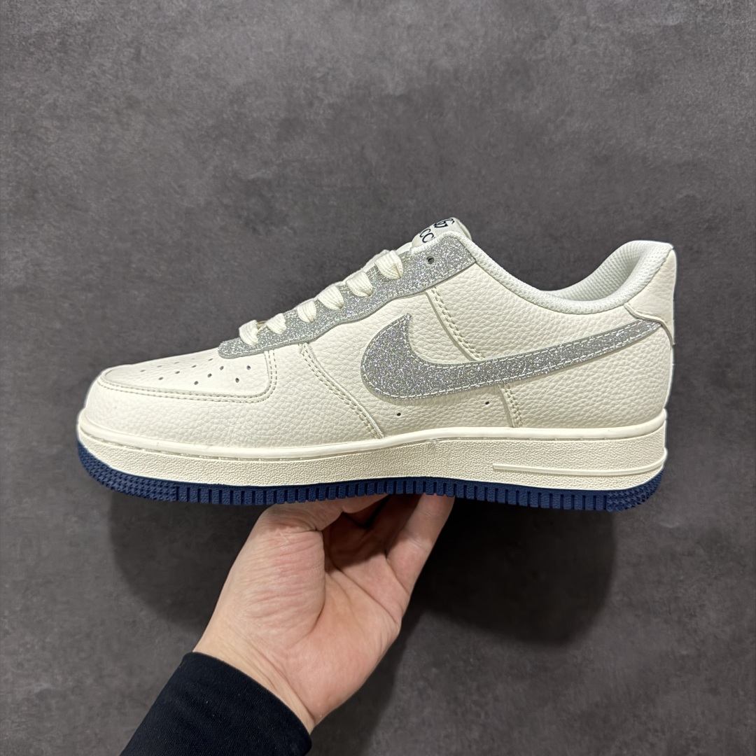 图片[2]-【定制版】Nike Air Force 1\’07 Low 古驰联名 亮银勾 空军一号低帮休闲板鞋 XS1958-546  #原楦头原纸板 原装鞋盒 定制五金配件 内置全掌气垫 原厂鞋底  尺码：36 36.5 37.5 38 38.5 39 40 40.5 41 42 42.5 43 44 44.5 45-选品中心