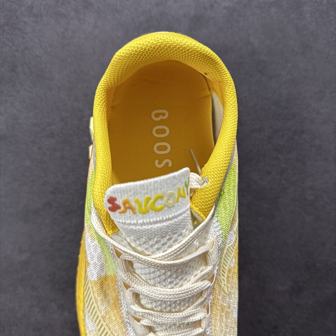 图片[7]-【公司级】SAUCONY索康尼 ENDORPHIN PRO系列啡鹏4男女低帮缓震跑步鞋 索康尼推出的EndorphinPro4跑鞋是一款外观激进但脚感舒适的跑鞋，采用了全新的中底设计和鞋面工程，保留了软弹脚感和稳定支撑，适合进阶跑者和喜欢软弹脚感的跑者选择。 尺码：36 36.5 37.5 38 38.5 39 40 40.5 41 42 42.5 43 44 45-选品中心