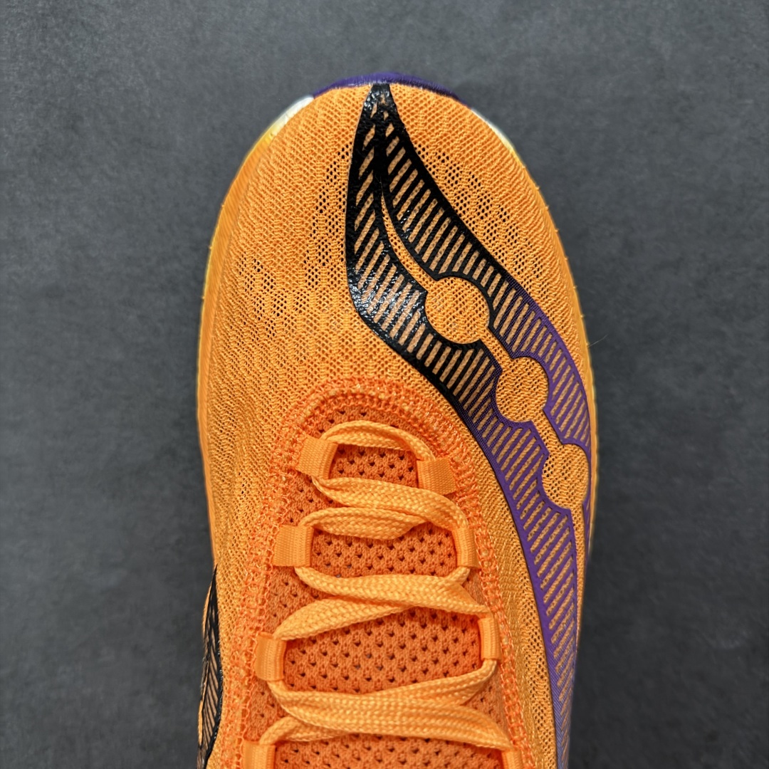 图片[8]-【公司级】SAUCONY索康尼 ENDORPHIN PRO系列啡鹏4男女低帮缓震跑步鞋 索康尼推出的EndorphinPro4跑鞋是一款外观激进但脚感舒适的跑鞋，采用了全新的中底设计和鞋面工程，保留了软弹脚感和稳定支撑，适合进阶跑者和喜欢软弹脚感的跑者选择。 尺码：36 36.5 37.5 38 38.5 39 40 40.5 41 42 42.5 43 44 45-选品中心