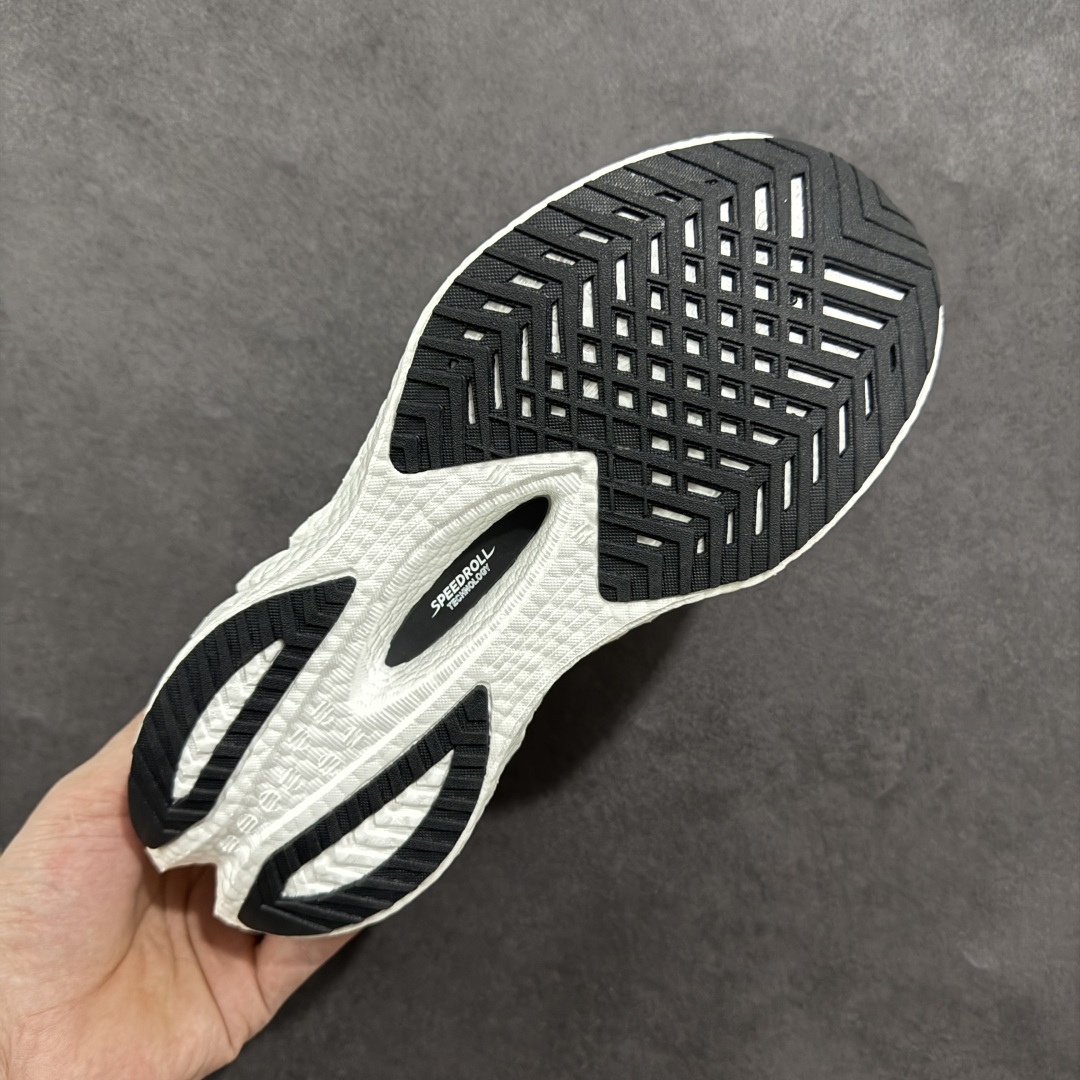 图片[9]-【公司级】SAUCONY索康尼 ENDORPHIN PRO系列啡鹏4男女低帮缓震跑步鞋 索康尼推出的EndorphinPro4跑鞋是一款外观激进但脚感舒适的跑鞋，采用了全新的中底设计和鞋面工程，保留了软弹脚感和稳定支撑，适合进阶跑者和喜欢软弹脚感的跑者选择。 尺码：36 36.5 37.5 38 38.5 39 40 40.5 41 42 42.5 43 44 45-选品中心