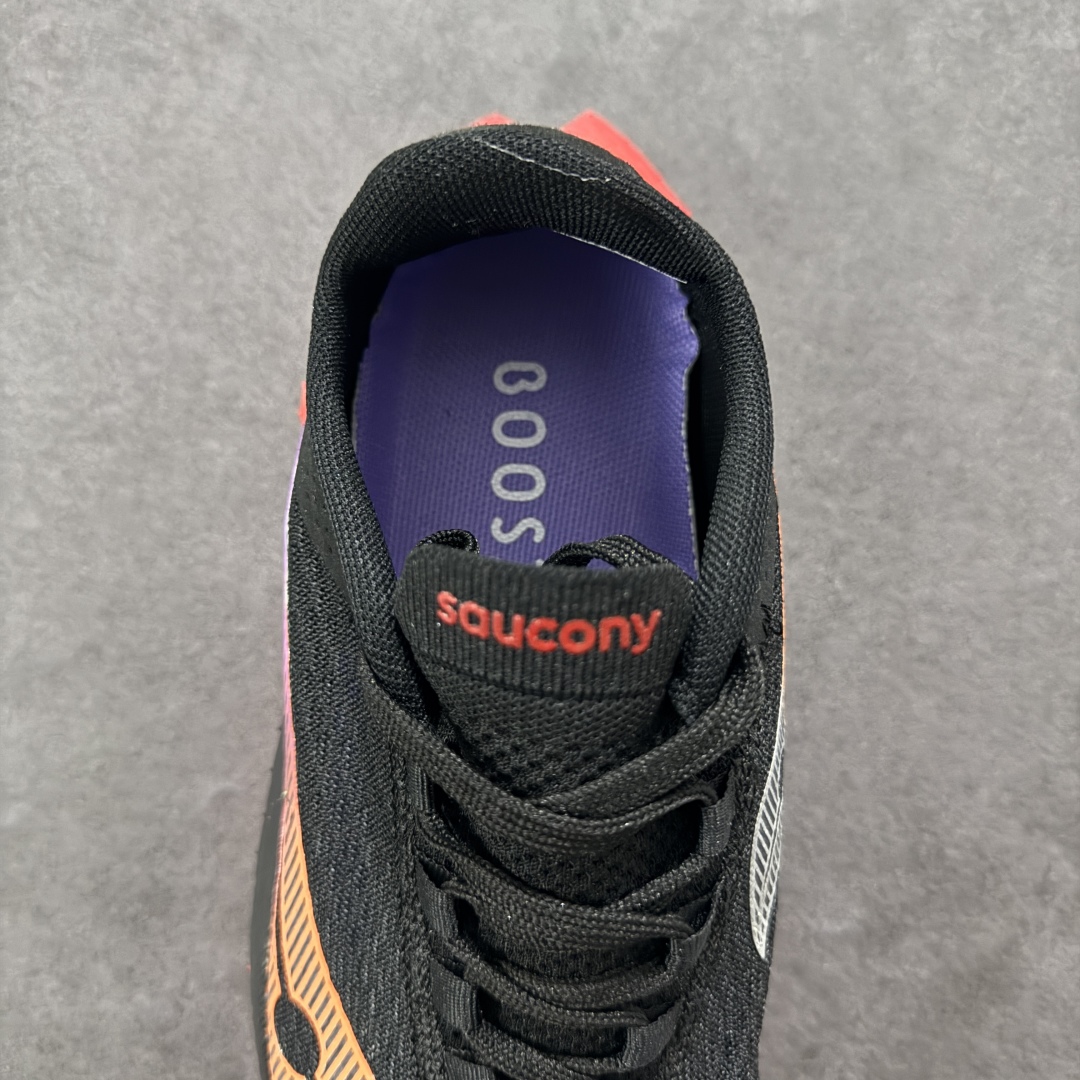 图片[7]-【公司级】SAUCONY索康尼 ENDORPHIN PRO系列啡鹏4男女低帮缓震跑步鞋 索康尼推出的EndorphinPro4跑鞋是一款外观激进但脚感舒适的跑鞋，采用了全新的中底设计和鞋面工程，保留了软弹脚感和稳定支撑，适合进阶跑者和喜欢软弹脚感的跑者选择。 尺码：36 36.5 37.5 38 38.5 39 40 40.5 41 42 42.5 43 44 45-选品中心