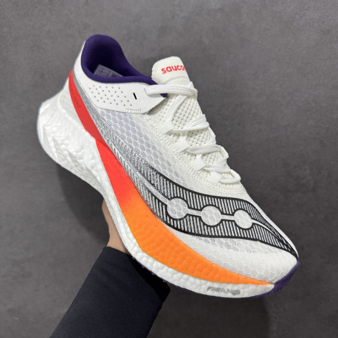 图片[3]-【公司级】SAUCONY索康尼 ENDORPHIN PRO系列啡鹏4男女低帮缓震跑步鞋 索康尼推出的EndorphinPro4跑鞋是一款外观激进但脚感舒适的跑鞋，采用了全新的中底设计和鞋面工程，保留了软弹脚感和稳定支撑，适合进阶跑者和喜欢软弹脚感的跑者选择。 尺码：36 36.5 37.5 38 38.5 39 40 40.5 41 42 42.5 43 44 45-选品中心