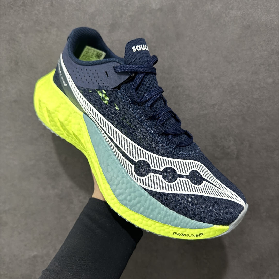 图片[3]-【公司级】SAUCONY索康尼 ENDORPHIN PRO系列啡鹏4男女低帮缓震跑步鞋 索康尼推出的EndorphinPro4跑鞋是一款外观激进但脚感舒适的跑鞋，采用了全新的中底设计和鞋面工程，保留了软弹脚感和稳定支撑，适合进阶跑者和喜欢软弹脚感的跑者选择。 尺码：36 36.5 37.5 38 38.5 39 40 40.5 41 42 42.5 43 44 45-选品中心