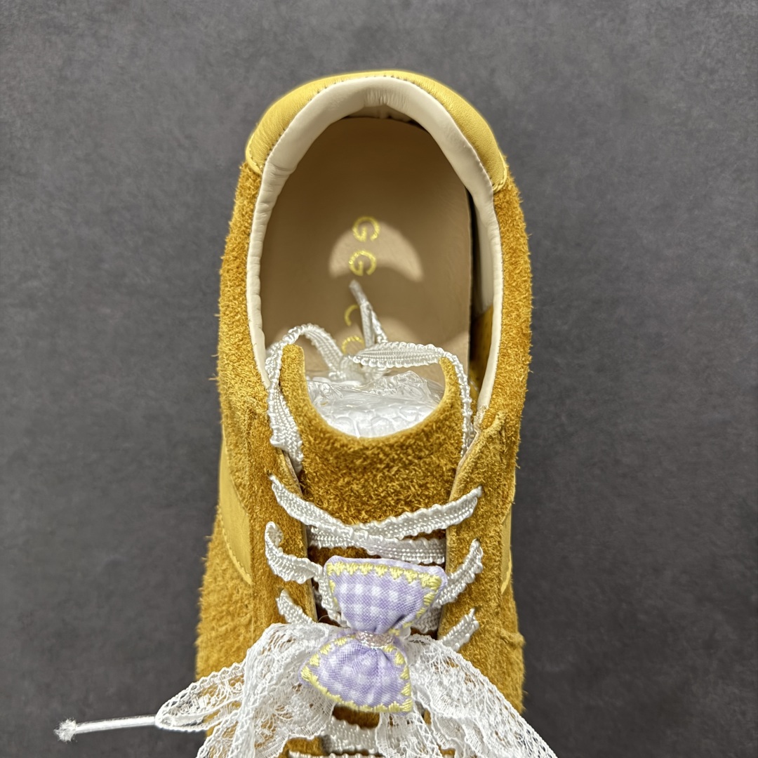 图片[7]-【公司级】GG-CC 雷丝蝴蝶结德训鞋反绒牛皮2.0系列阿甘复古风芭蕾舞鞋薄底百搭休闲运动鞋系列 #广东大厂品质 25ss春季新款 釆用今年最流行的#缎带蝴蝶结鞋扣装饰 全手工拉帮工艺成型 反绒牛皮拼接鞋面材质 鞋身原装高密度磨砂牛皮面料,极好柔软透气效果 双春日踏青舒适度和少女感 GGCC德训鞋界的白月光🌙 长时间走路和站立都不累脚 不管怎么搭配都好看 尺码：35 36 37 38 39 40-选品中心