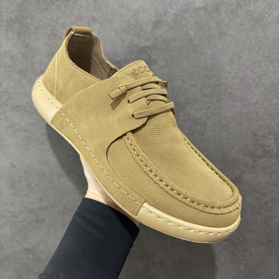 图片[3]-【公司级】ECCO爱步一脚蹬男鞋夏季25年新款百搭休闲袋鼠鞋 AT.KOLLEKTIVE系列 鞋面采用甄选牛皮面料，质感丰富 脚感柔软舒适 创新经典袋鼠鞋轮廓，为穿搭注入多彩魅力 风箱式鞋舌搭配沿条式挪威缝 简约免系带设计 简单随搭 穿脱便捷 PU包裹足弓与后跟，为双脚提供支撑性 带来轻盈柔韧的体验性 契合自然系穿搭，是经典不过时的时尚单品 尺码：38 39 40 41 42 43 44（皮鞋码）-选品中心