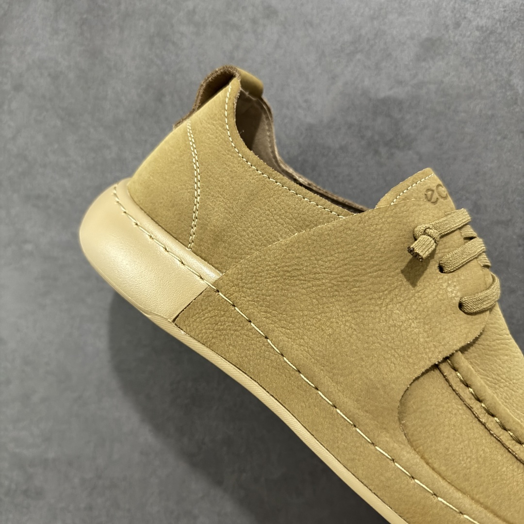 图片[6]-【公司级】ECCO爱步一脚蹬男鞋夏季25年新款百搭休闲袋鼠鞋 AT.KOLLEKTIVE系列 鞋面采用甄选牛皮面料，质感丰富 脚感柔软舒适 创新经典袋鼠鞋轮廓，为穿搭注入多彩魅力 风箱式鞋舌搭配沿条式挪威缝 简约免系带设计 简单随搭 穿脱便捷 PU包裹足弓与后跟，为双脚提供支撑性 带来轻盈柔韧的体验性 契合自然系穿搭，是经典不过时的时尚单品 尺码：38 39 40 41 42 43 44（皮鞋码）-选品中心