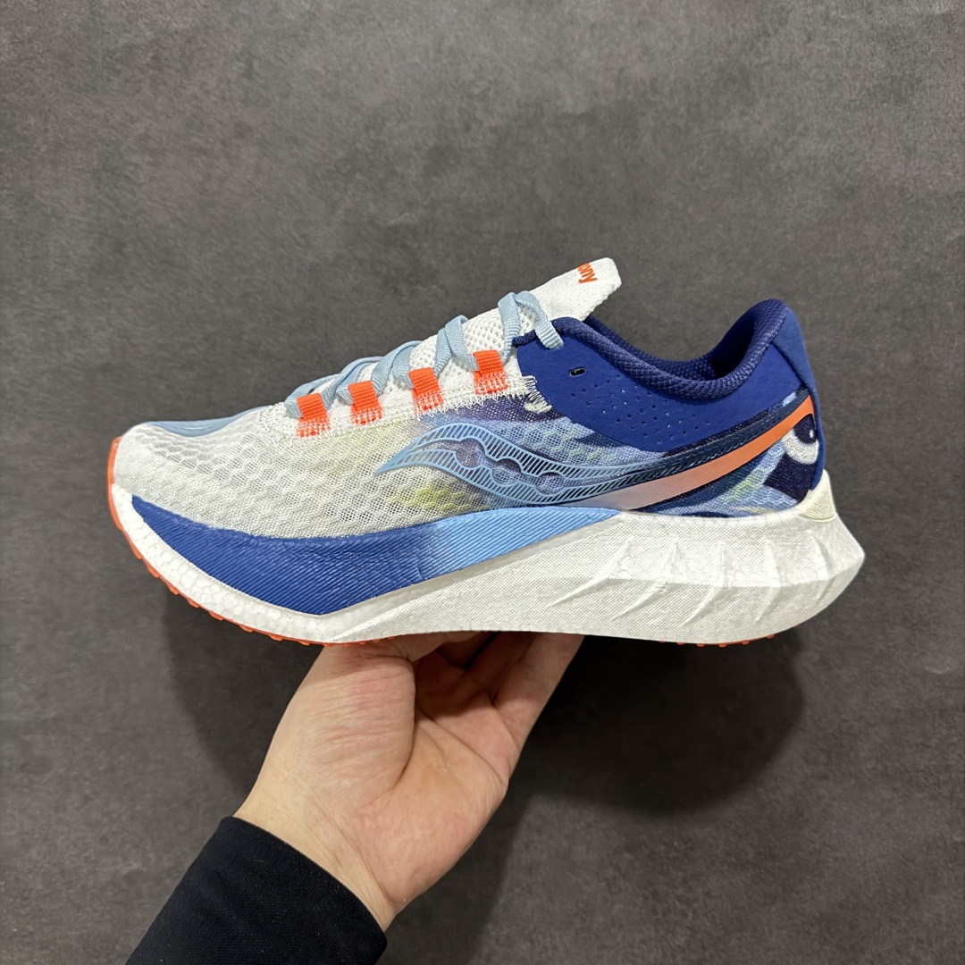 图片[2]-【GX纯原版】SAUCONY索康尼 ENDORPHIN PRO4 啡鹏系列 男女低帮缓震跑步鞋 注意区分市场公司级 品质细节有明显区别 索康尼推出的跑鞋是一款外观激进但脚感舒适的跑鞋 采用了全新的中底设计和鞋面工程 保留了软弹脚感和稳定支撑 适合进阶跑者和喜欢软弹脚感的跑者选择 尺码：36-45带半码-选品中心