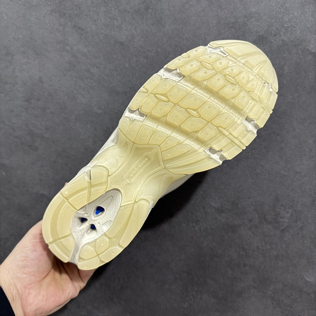 图片[9]-【TM跑量版】New Balance NB740系列复古老爹风休闲运动慢跑鞋 原盒 原吊牌 组合大底 1：1制作 此款鞋采用近几年比较流行的版型设计，外观时尚大气，鞋底采用耐磨的材质，穿上它，让您在平时生活和工作中都会感觉到舒适的体验。 货号：U740LN1 尺码：36 36.5 37.5 38 38.5 39 40 40.5 41 42 42.5 43 44 44.5 45-选品中心