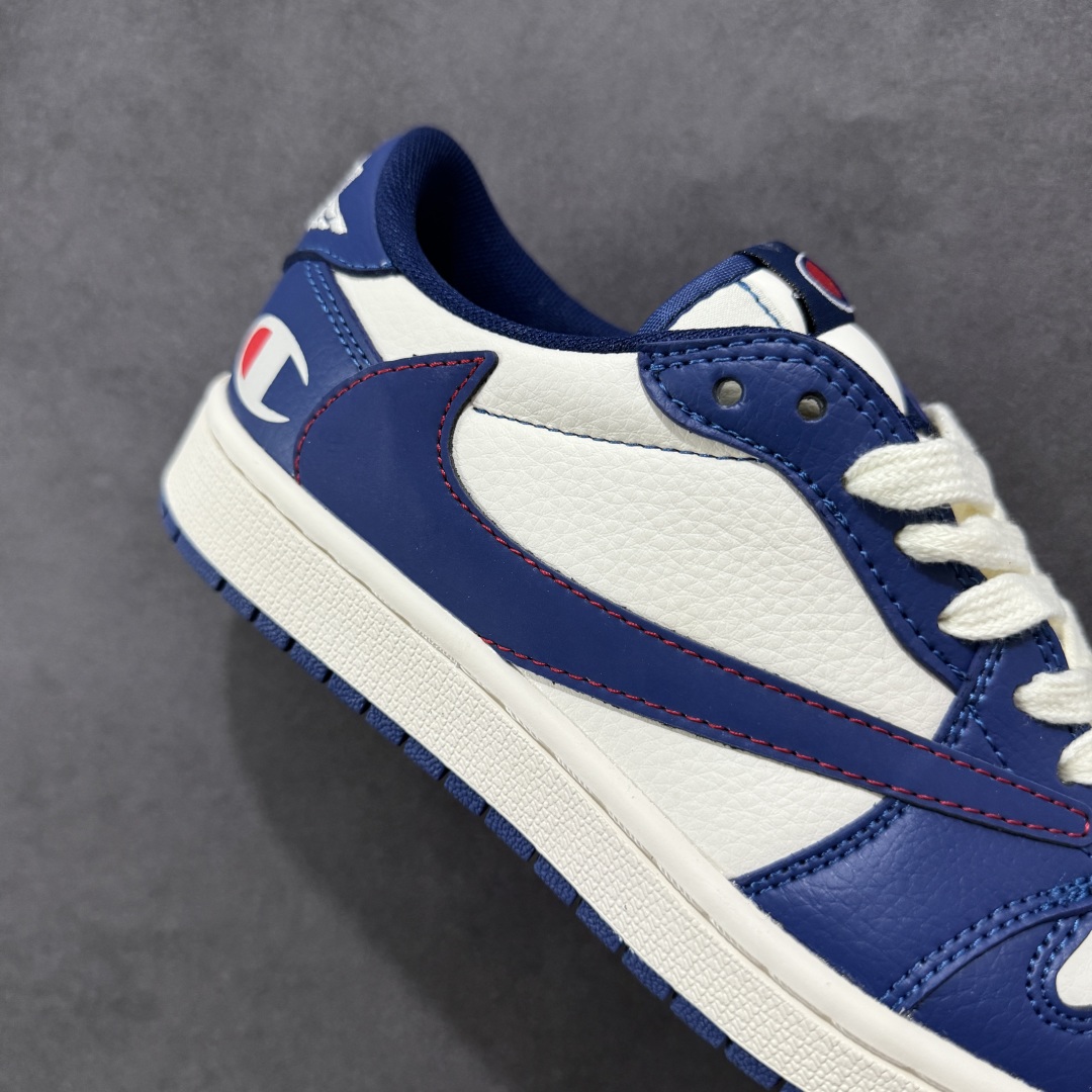 图片[6]-【定制版】Fragment x Travis Scott x 冠军 Air Jordan 1 Low 三方联名倒钩 性价比原盒出货 全新的三方联名低帮倒钩鞋面延续了黑脚趾设计，整双鞋以全荔枝皮打造，腰身搭配白色「倒勾」，再点缀上Travis Scott 标志性的Logo，后跟处以藤原浩最拿手的蓝色为主色调，完善极具Fragment Design的白蓝黑设计风格，左右脚分别以Travis Scott鬼脸和乔丹飞翼加以修饰，彰显出三方联名的奢华格调。 货号：QY1188-118 尺码：36 36.5 37.5 38 38.5 39 40 40.5 41 42 42.5 43 44 44.5 45-选品中心