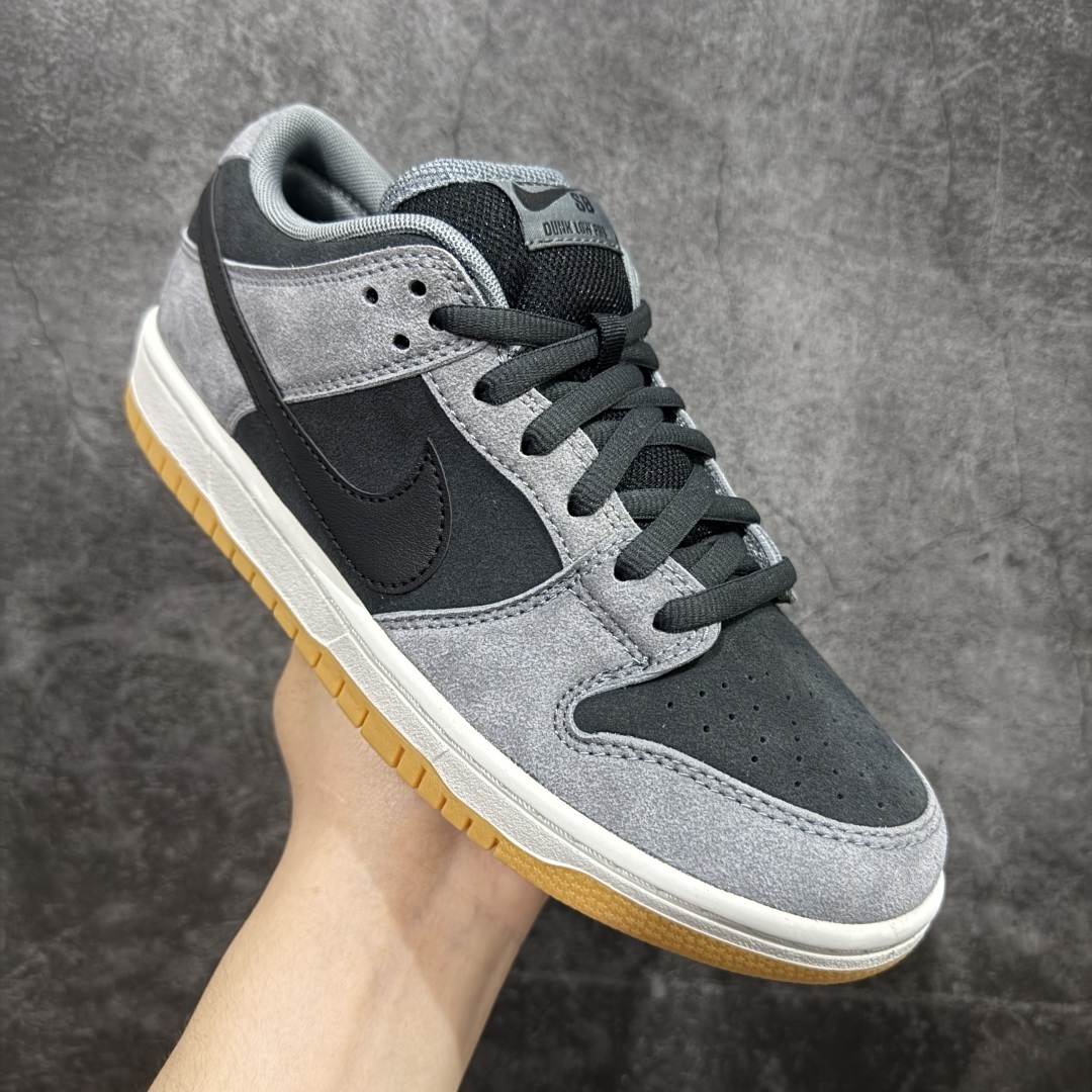 NK SB Dunk Low 灰黑 HF3063-001
实力大厂出品 新配色陆续开发 全套原纸