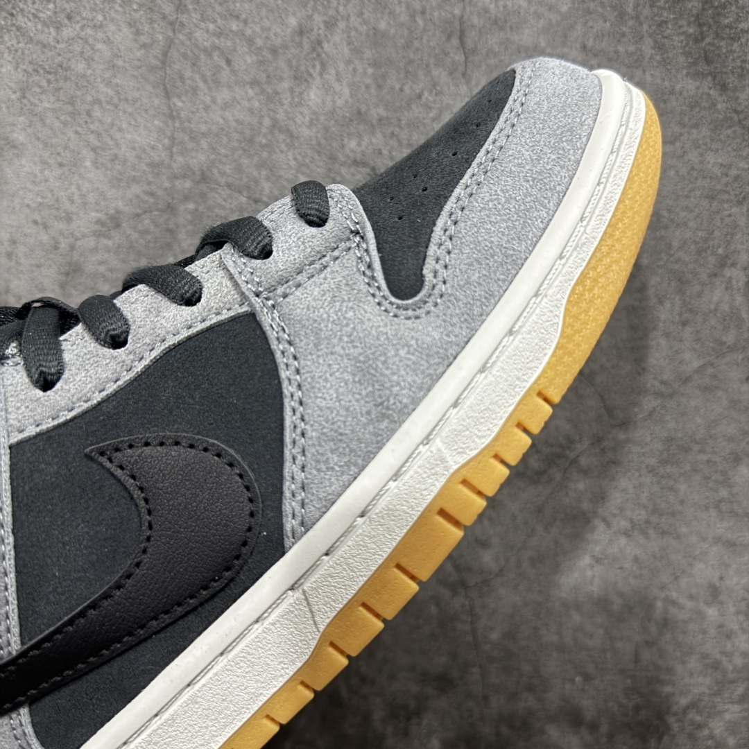 NK SB Dunk Low 灰黑 HF3063-001
实力大厂出品 新配色陆续开发 全套原纸