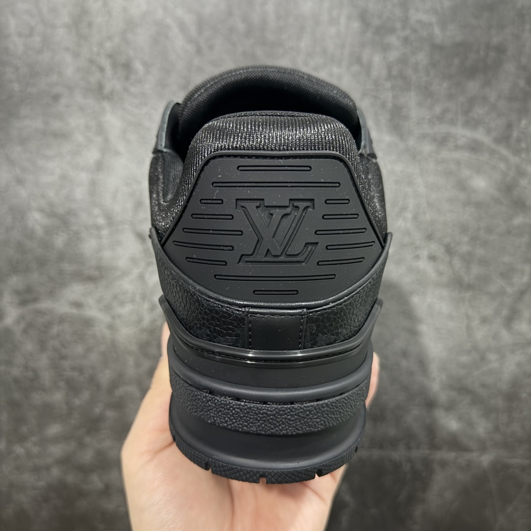 580 佛山顶级超A版Louis Vuitton LV Trainer系列 黑色暗花
