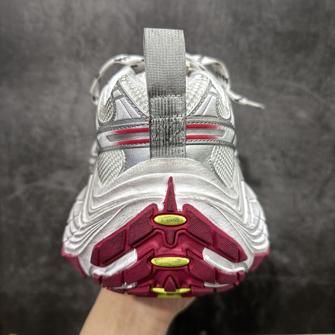 【XA纯原】BALENCIAGA 6XL Sneakers
巴黎世家15代 网布系带低帮走秀复古老