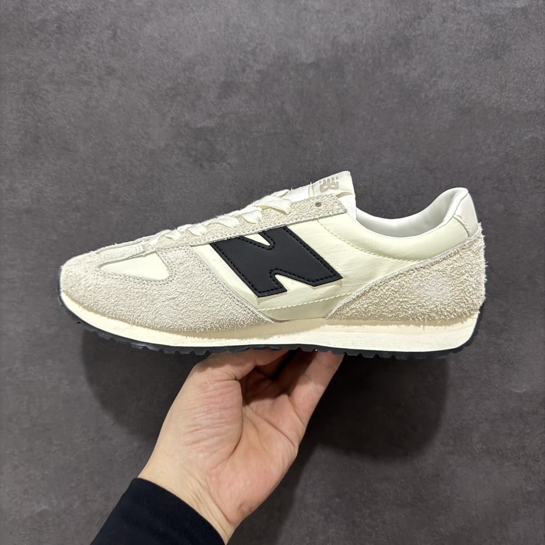 K版New Balance NB 471 系列 鞋款特别附赠两双带有品牌标识的限定配色鞋带 U471AM