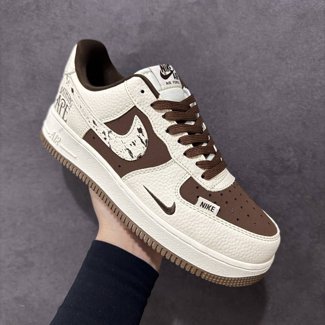 定制版海外限量发售NIke Air Force 1 '07 Low “Bape联名——米棕涂鸦勾”空军一号 DF0188-061