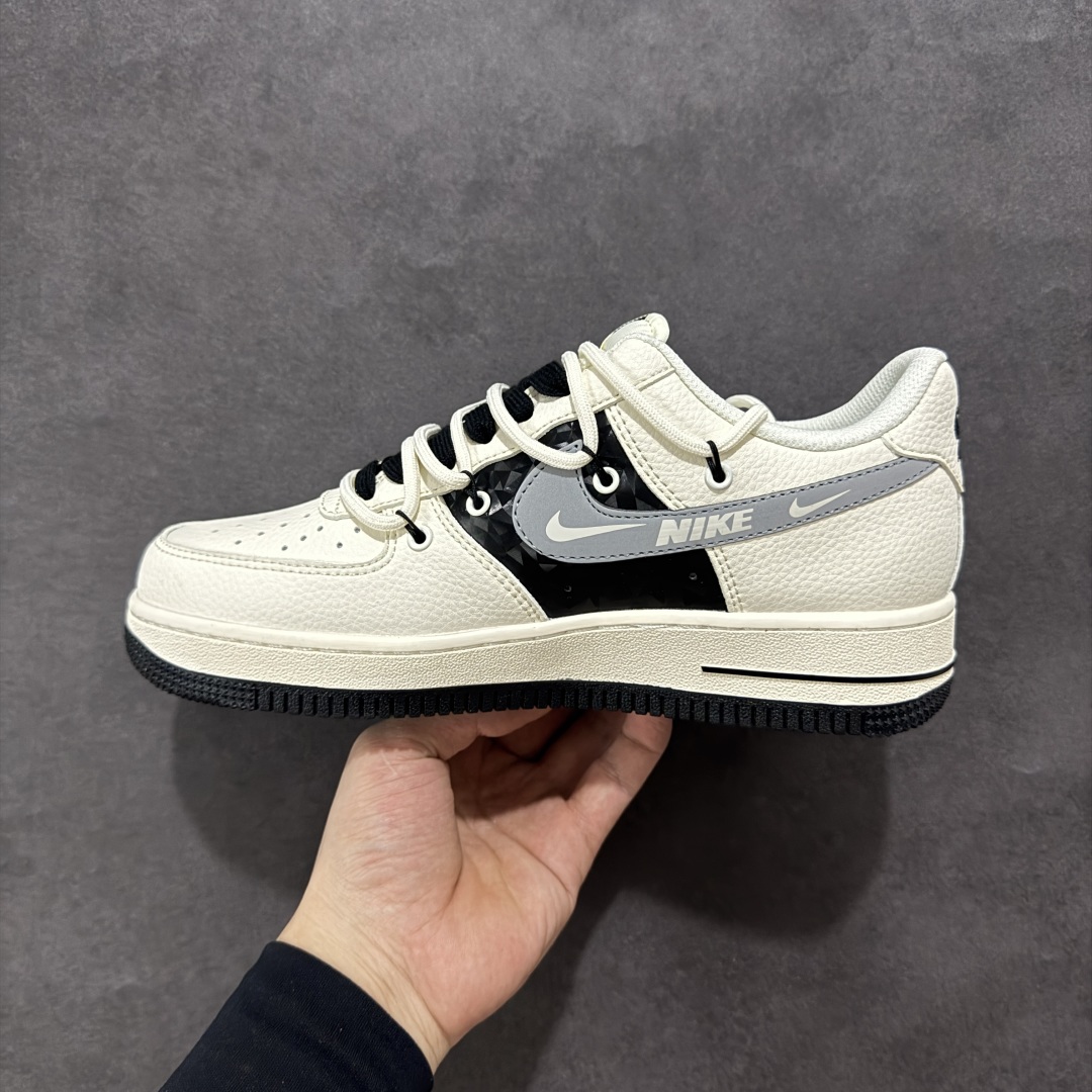 260 NIke Air Force 1 '07 Low “斯图西联名——黑钻石抽绳”空军一号 低帮 运动鞋 休闲鞋 DM6868-073