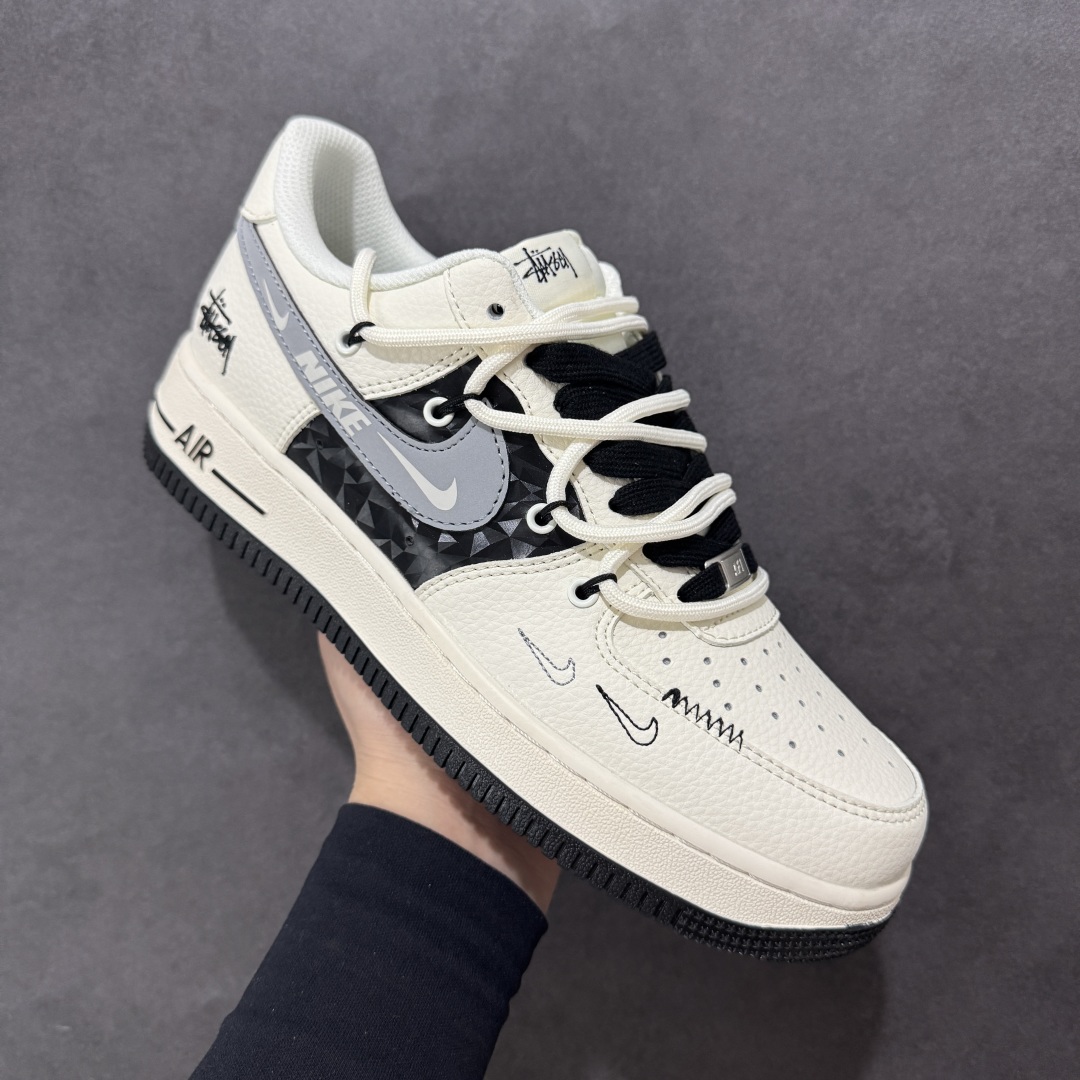 260 NIke Air Force 1 '07 Low “斯图西联名——黑钻石抽绳”空军一号 低帮 运动鞋 休闲鞋 DM6868-073