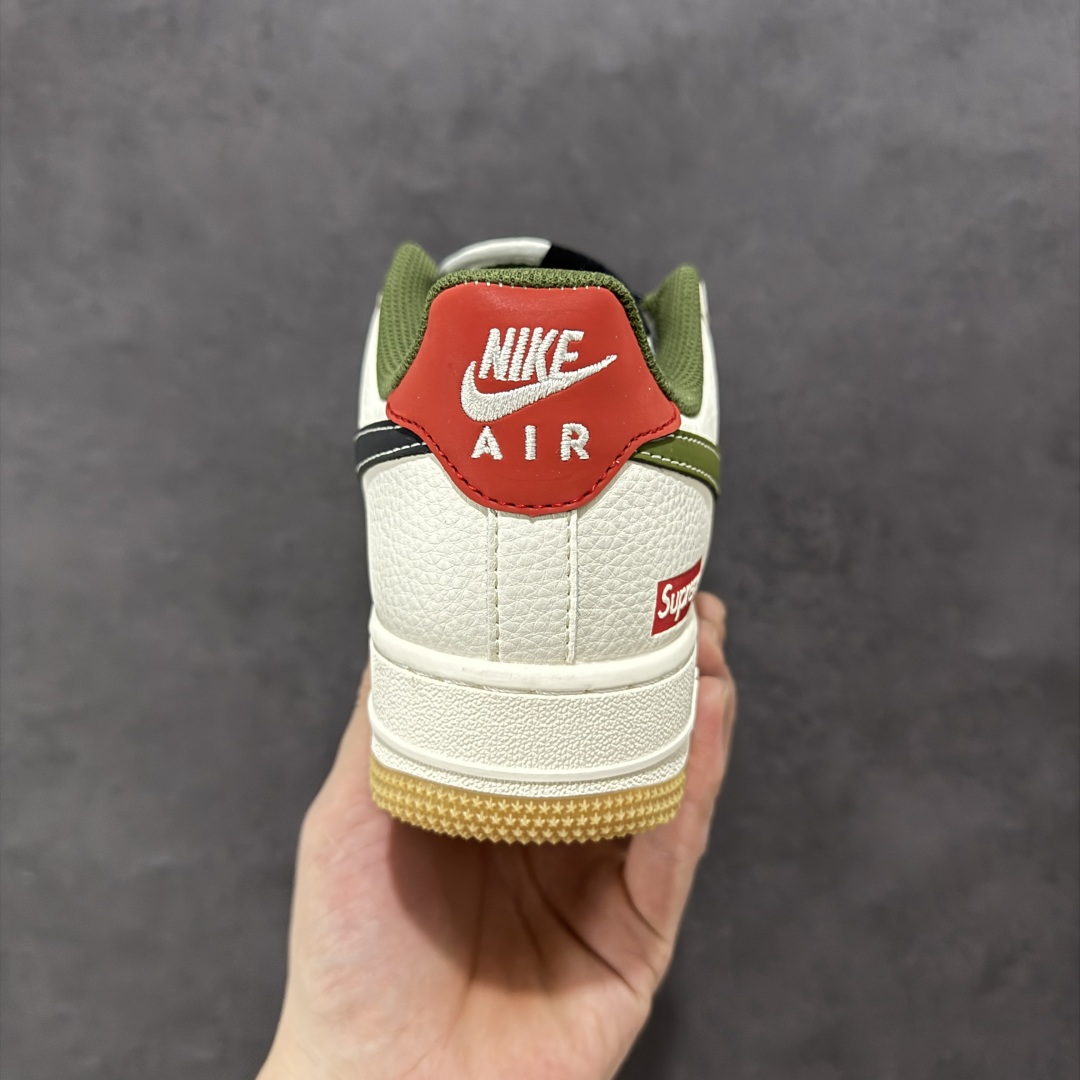 NIke Air Force 1 '07 Low “Supreme联名——渐变生胶”空军一号 低帮 运动鞋 休闲鞋 XS1958-567
