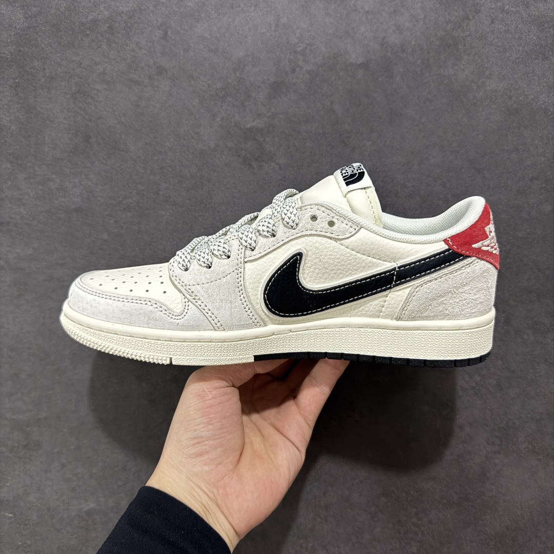 280 定制版Travis Scott x Fragment Design x Air Jordan 1 Low SP AJ1 北面联名 双拼黑勾 低帮文化休闲板鞋 YX5066-308