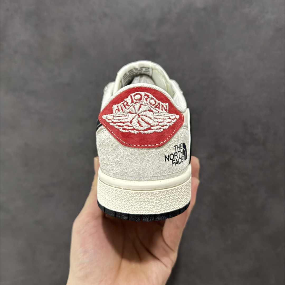 280 定制版Travis Scott x Fragment Design x Air Jordan 1 Low SP AJ1 北面联名 双拼黑勾 低帮文化休闲板鞋 YX5066-308