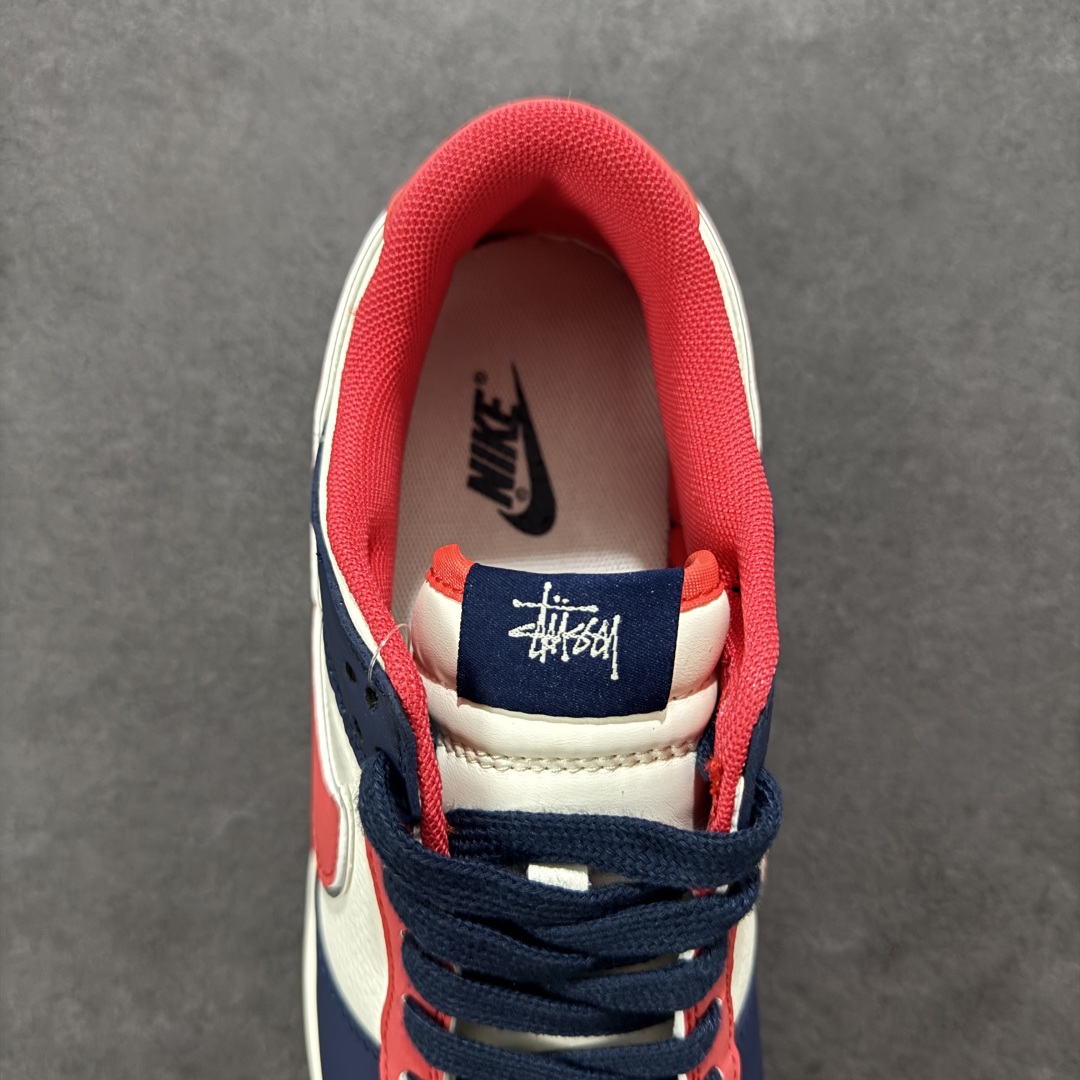 定制版NIKE SB Dunk Low x Stussy 白蓝红 XX9912-012
