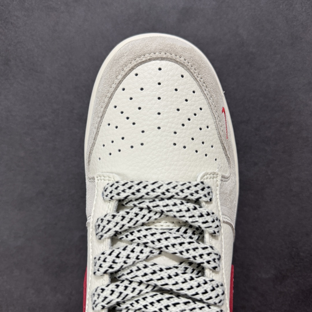 定制版蛇年先行者 #SB Duck low “巴黎红高奢蛇鳞勾定制款-灰白配色” XX9930-030