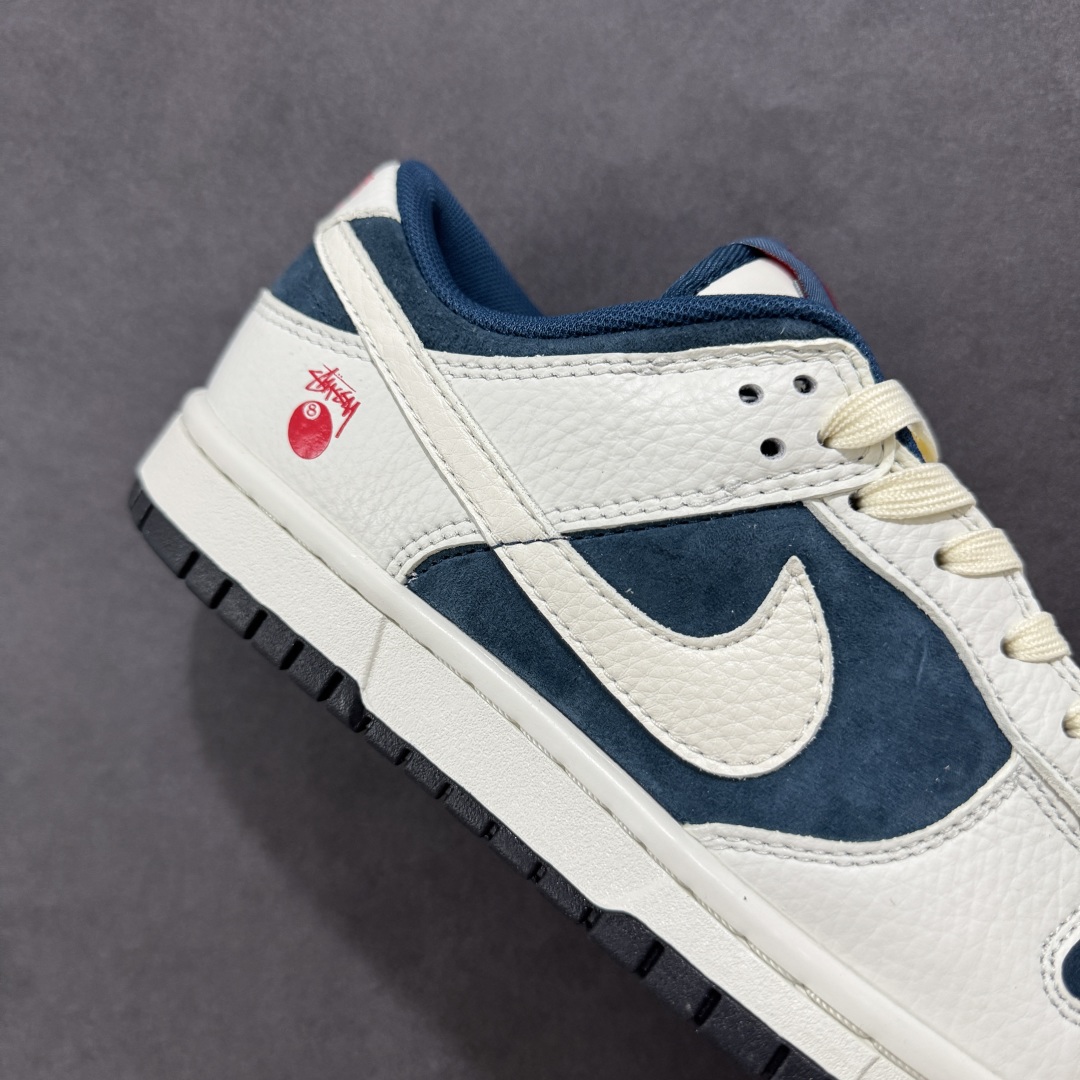 定制版Nk SB Dunk Low 斯图西联名---中八藏青米白 周年高端定制 低帮休闲板鞋 CY5979-106