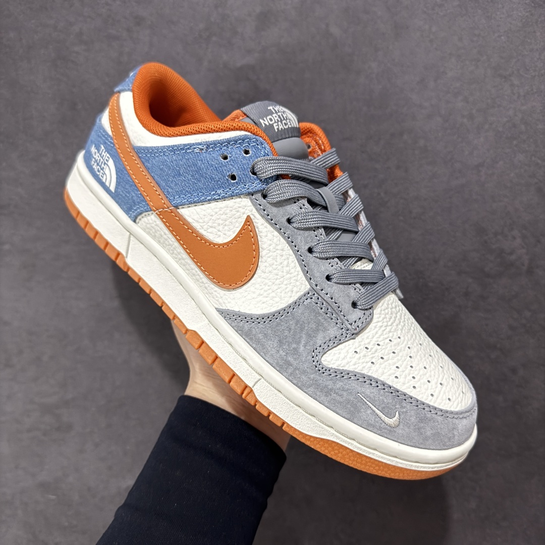 200 定制版Nk SB Dunk Low 北面联名---白蓝橙勾 周年高端定制 低帮休闲板鞋 CY5979-104