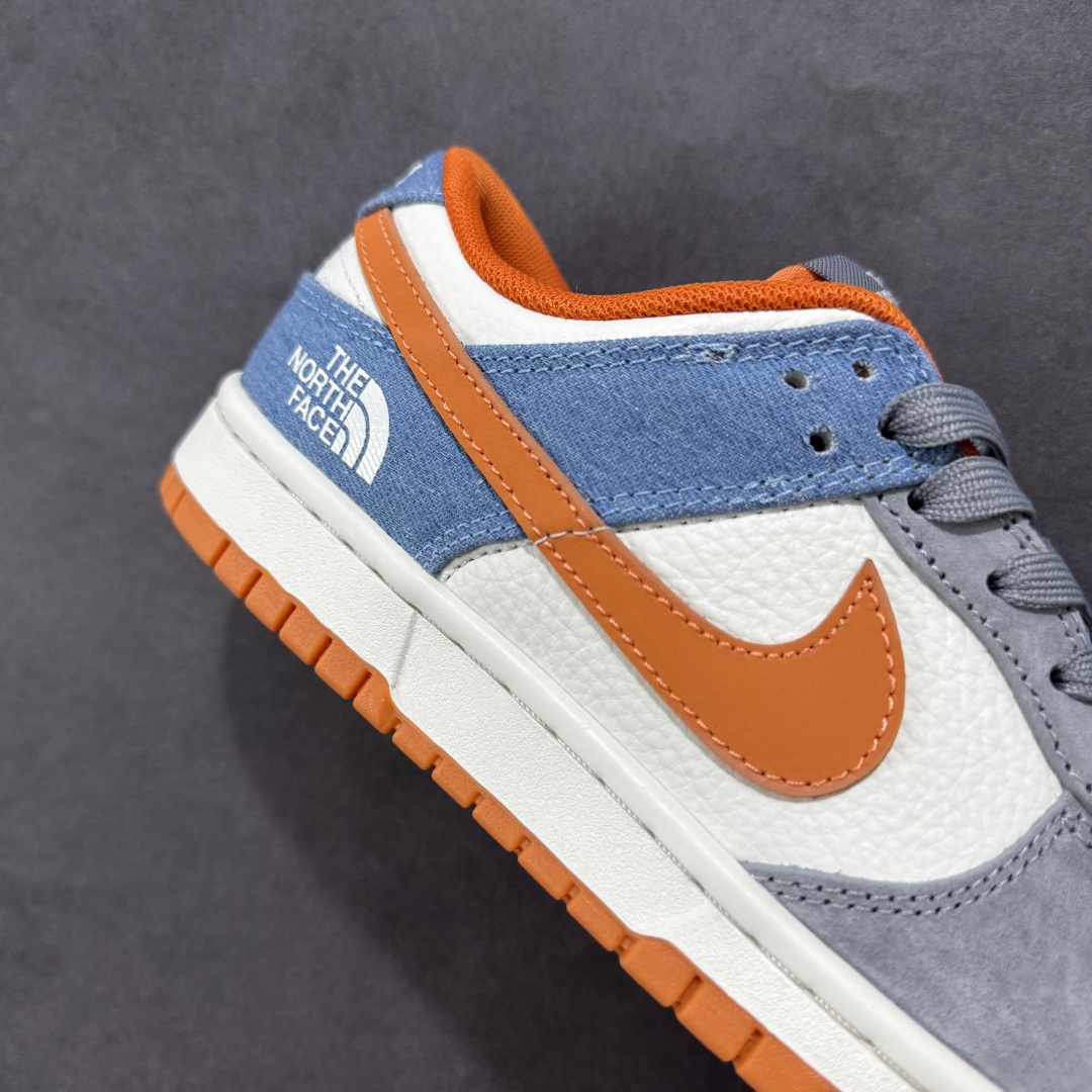200 定制版Nk SB Dunk Low 北面联名---白蓝橙勾 周年高端定制 低帮休闲板鞋 CY5979-104