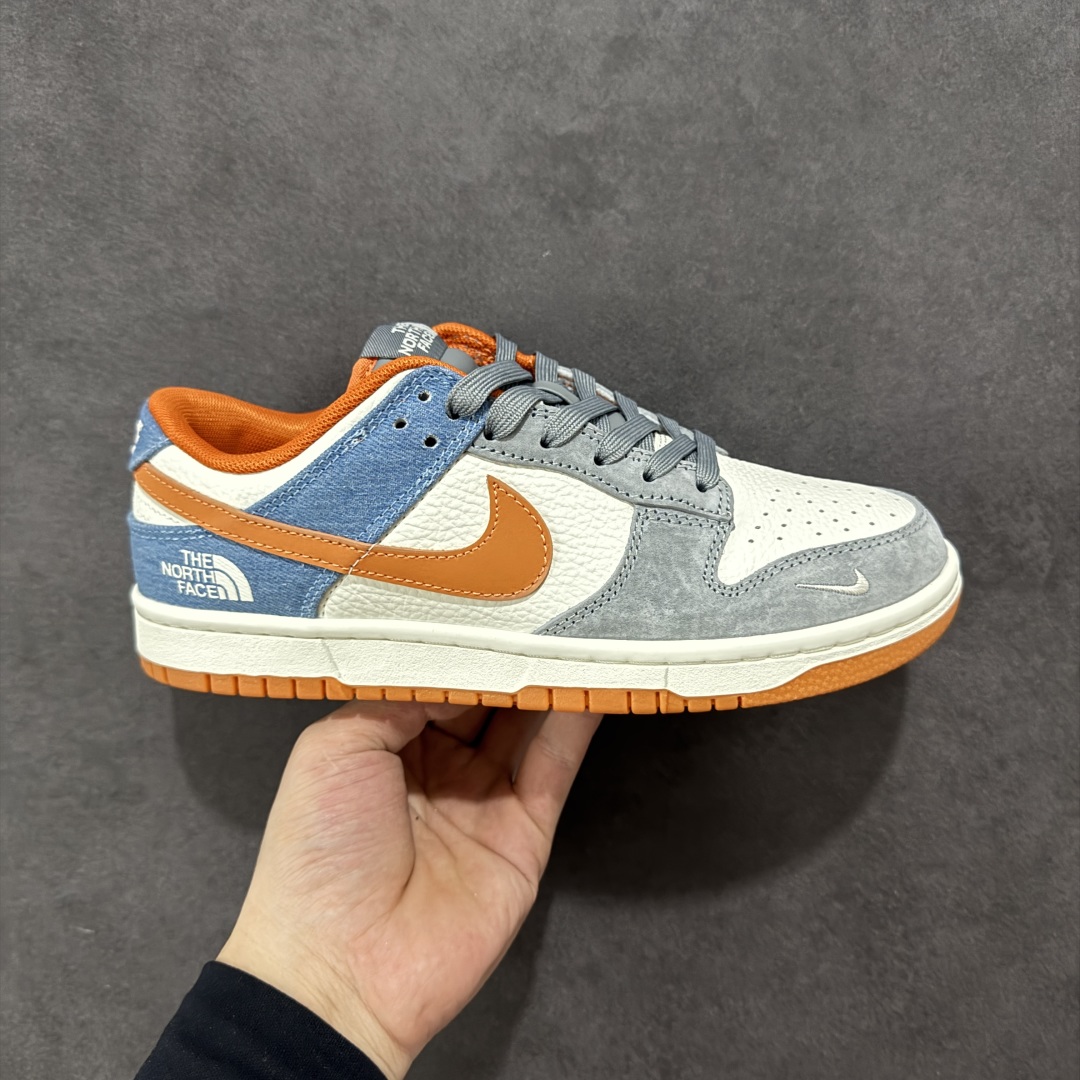 200 定制版Nk SB Dunk Low 北面联名---白蓝橙勾 周年高端定制 低帮休闲板鞋 CY5979-104