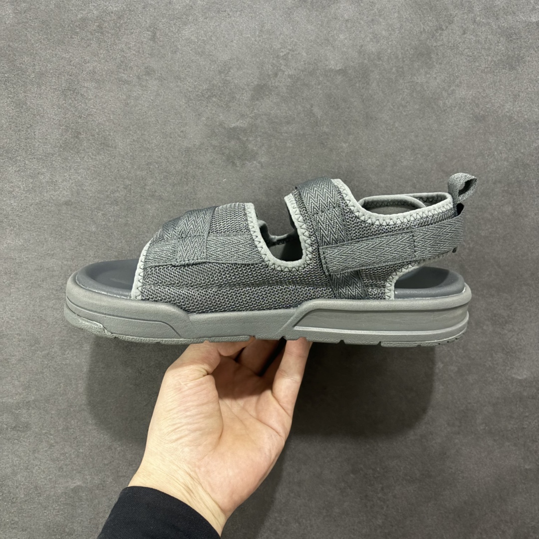  
【平台版】New Balance 新百伦NB SD3205 经典沙滩凉鞋 韩国专柜订单 MD高频软底