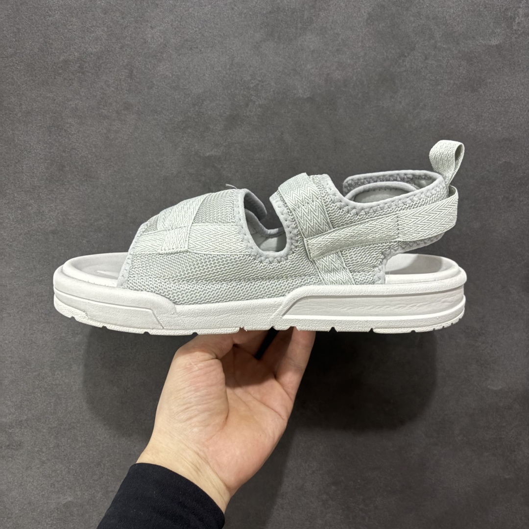  
【平台版】New Balance 新百伦NB SD3205 经典沙滩凉鞋 韩国专柜订单 MD高频软底