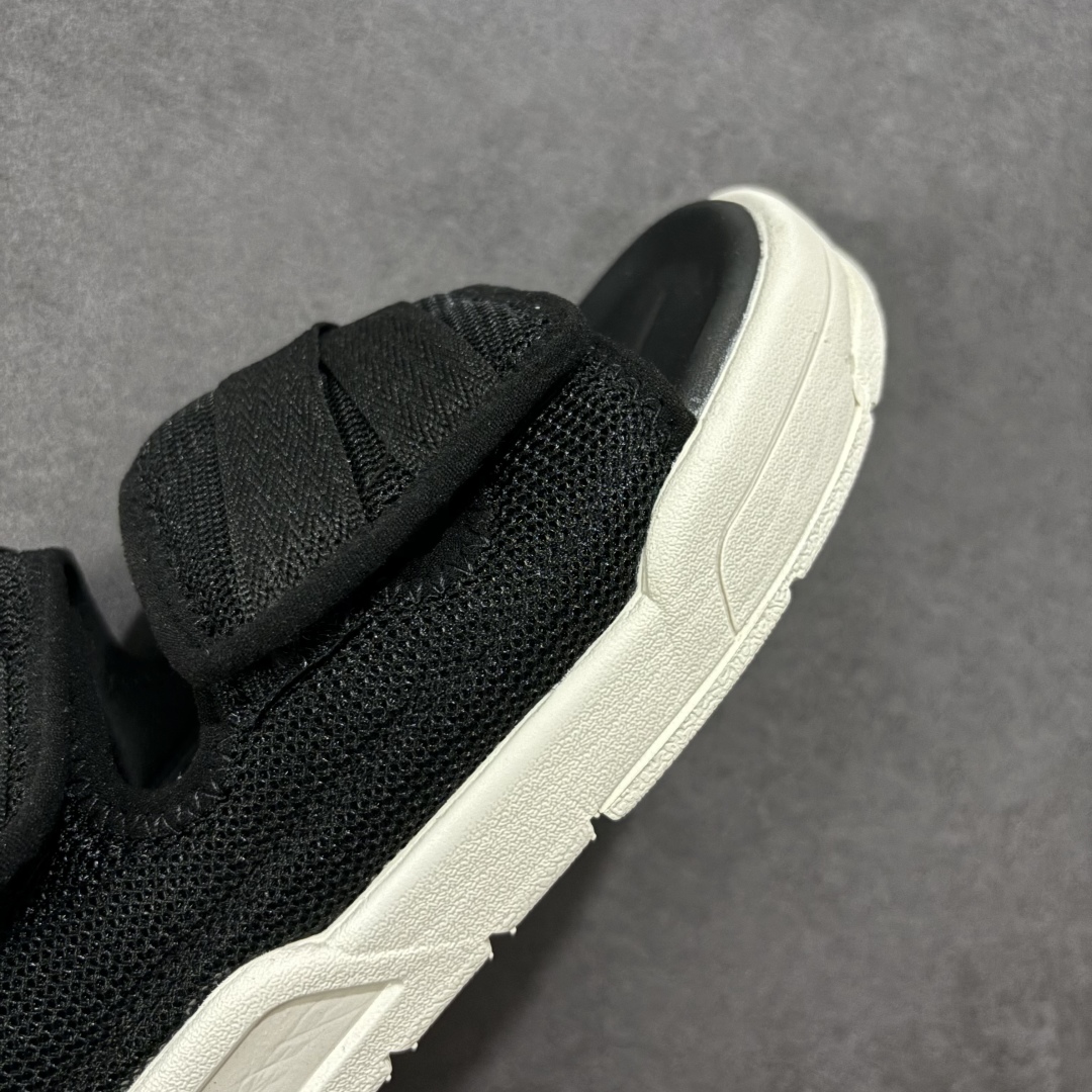  
【平台版】New Balance 新百伦NB SD3205 经典沙滩凉鞋 韩国专柜订单 MD高频软底