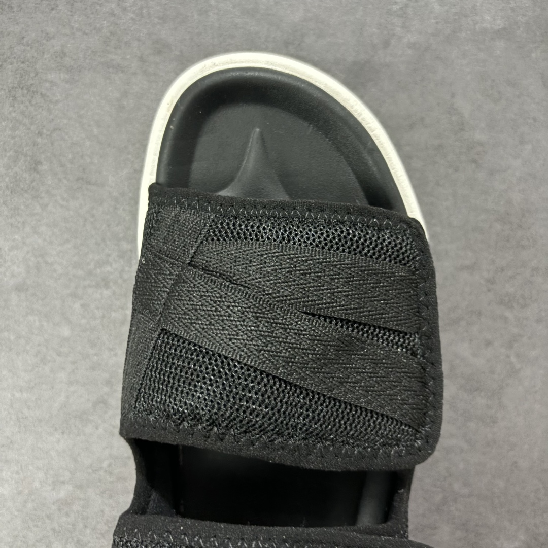  
【平台版】New Balance 新百伦NB SD3205 经典沙滩凉鞋 韩国专柜订单 MD高频软底