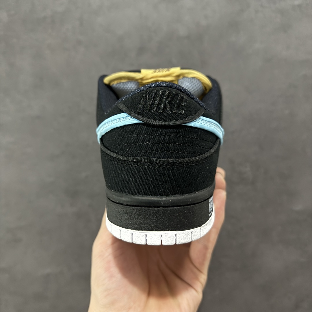  
【纯原版】NIKE SB Dunk Low 黑绿
公司级出品 极力推荐
原装头层材料 独家版型蒸餾加