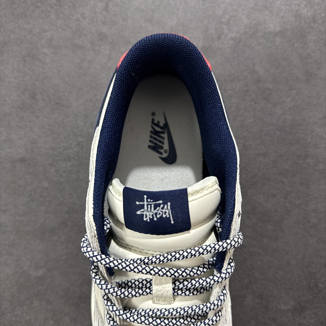  
【定制版】Nike SB Dunk Low 斯图西系列 贴布藏蓝勾 周年高端定制 低帮休闲板鞋 YX