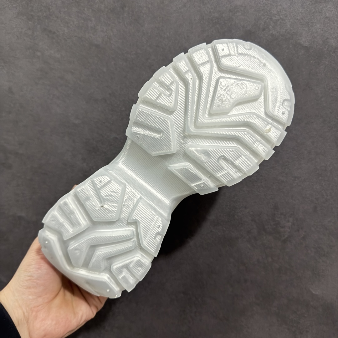 图片[9]-【公司级】GG-CC 2025赵露思同款果冻底休闲运动厚底增高老爹鞋 #广东大厂出品 原版正确大底 全新工艺升级 全套包装 配件齐全 区别市面所有版本 时髦look轻松定格 不费力展现率性氛围 高档银盒 3M反光酷帅机能风不规则设计+7cm增高厚底 大长腿既视感轻松拿捏 GGcc厚底增高简直就是小个子的快乐! 不管怎么搭都敲好看~ 尺码： 35 36 37 38 39 40-选品中心