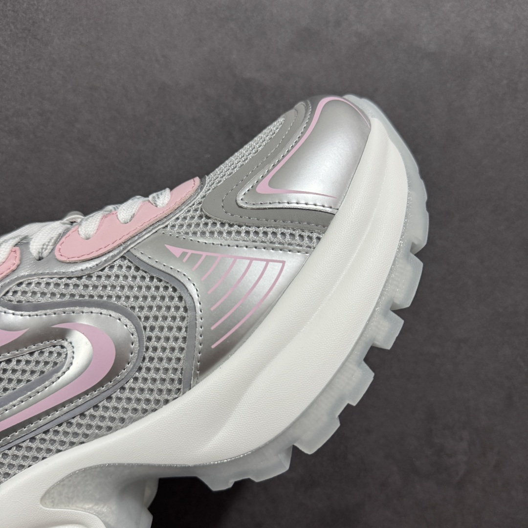 图片[5]-【公司级】GG-CC 2025赵露思同款果冻底休闲运动厚底增高老爹鞋 #广东大厂出品 原版正确大底 全新工艺升级 全套包装 配件齐全 区别市面所有版本 时髦look轻松定格 不费力展现率性氛围 高档银盒 3M反光酷帅机能风不规则设计+7cm增高厚底 大长腿既视感轻松拿捏 GGcc厚底增高简直就是小个子的快乐! 不管怎么搭都敲好看~ 尺码： 35 36 37 38 39 40-选品中心