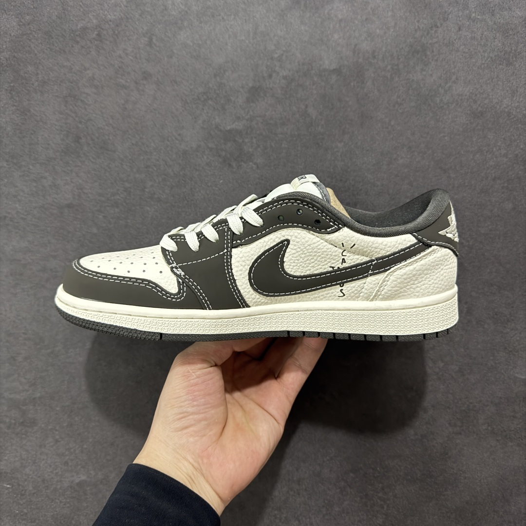 定制版Travis Scott x Fragment Design x Air Jordan 1 Low SP AJ1 迪奥联名 米灰字母勾 低帮文化休闲板鞋 XS2024-039