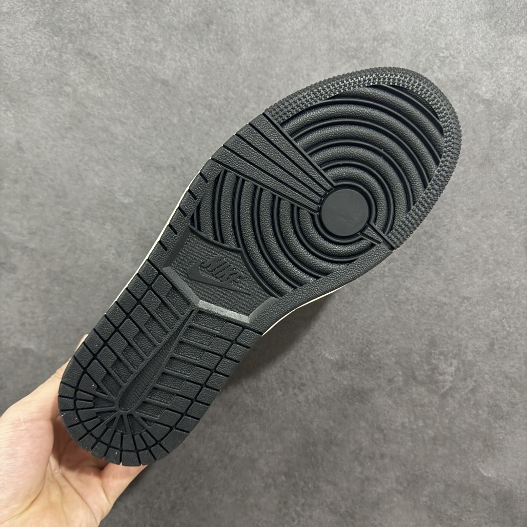 【定制版】Travis Scott x Fragment Design x Air Jordan 1