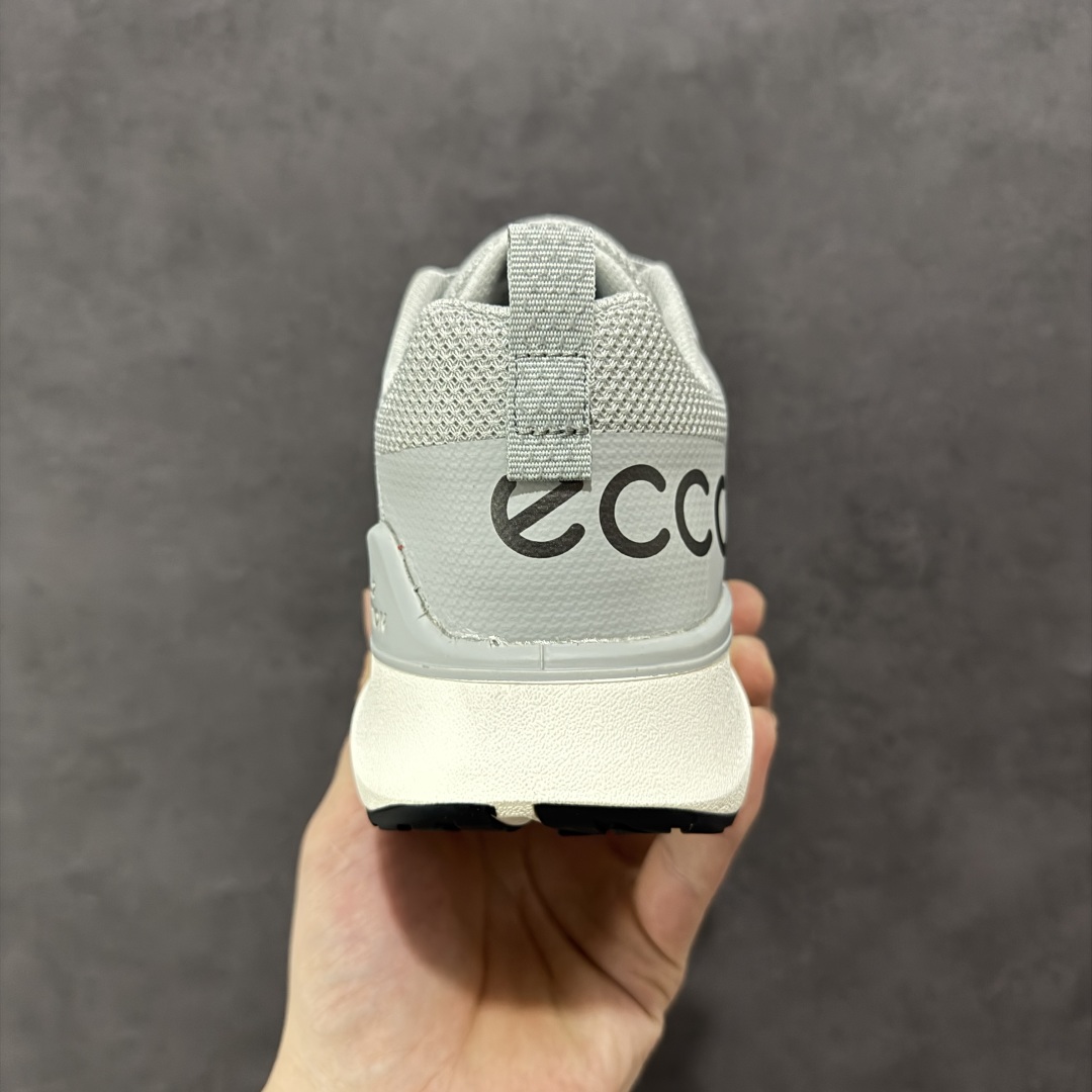  
【公司级】ECCO/爱步  爆款 健步2.0  休闲运动跑鞋/休闲鞋 透气舒适 经典和现代工艺品质融