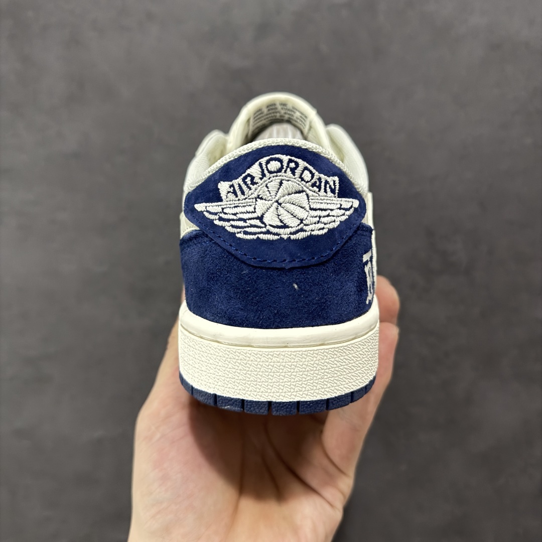 【定制版】Travis Scott x Nike Air Jordan 1 Low x Burbrr